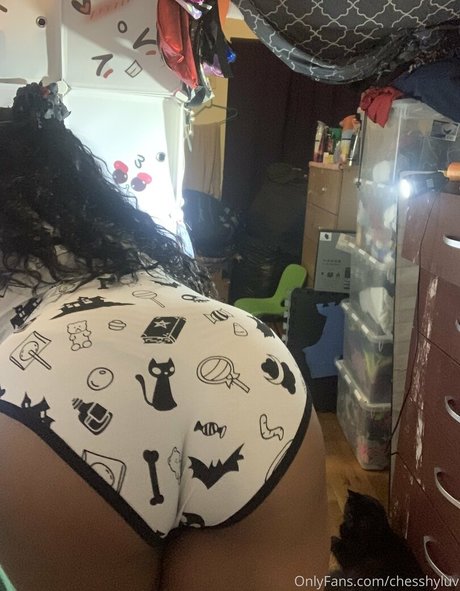 chesshy luv model nudes img