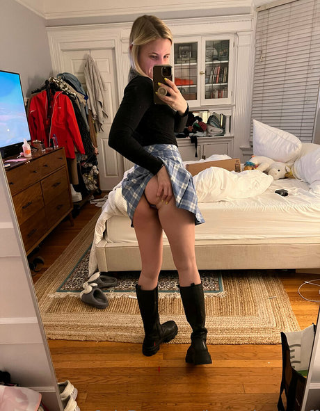 BunnyButtStuff nice model galleries