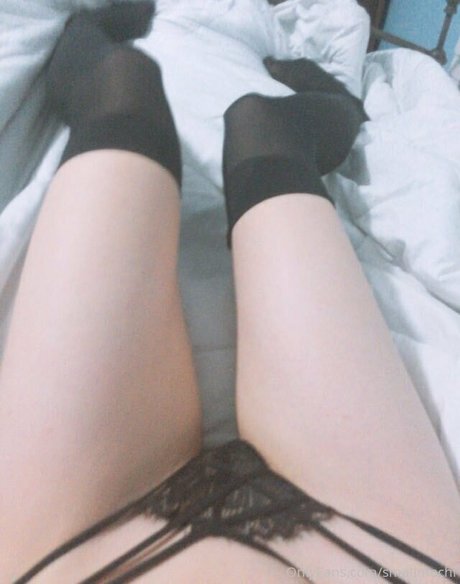 smallmochi naked pornstar photo