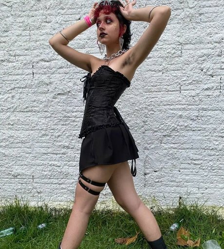 Aurwrayag erotic pornstar photo