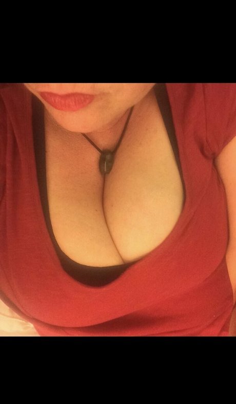 wholelottacurves free pornstar pics