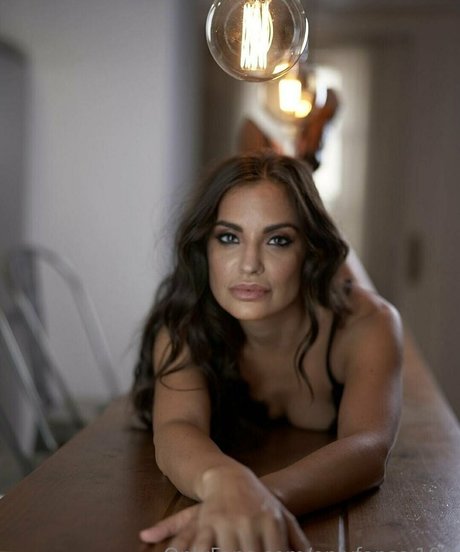 onlyfanss 100 beautiful pornstar pics