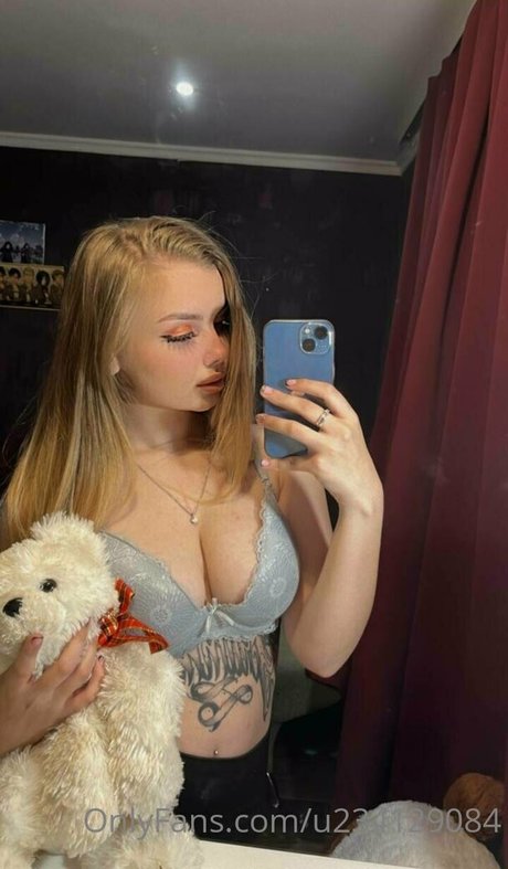 flora belll model xxx gallery