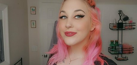 strwbrry cream star xxx archive