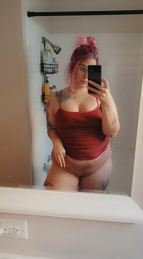 strwbrry cream naked model galleries