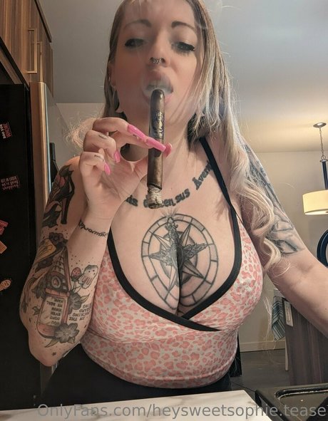 heysweetsophie tease free pornstar pic