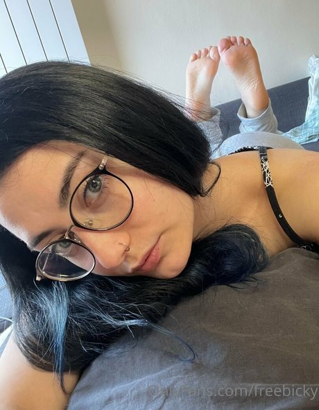 freebicky free pornstar photo