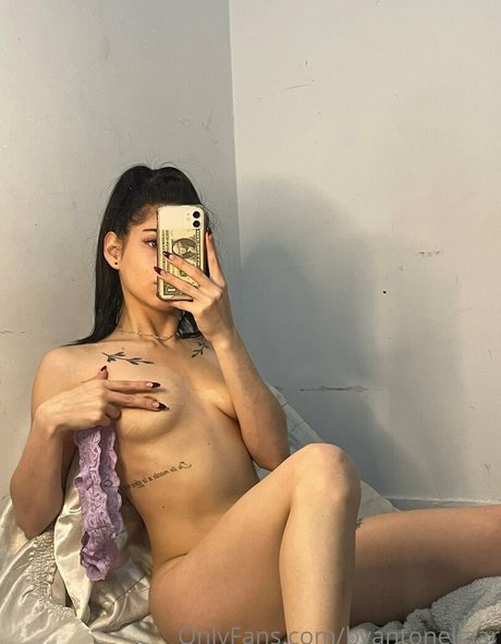 byantonellaar nude actress image