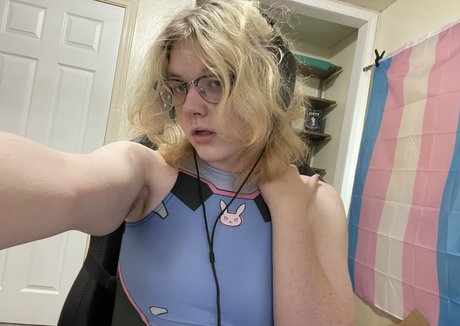 silicone onlyfans free sexy images