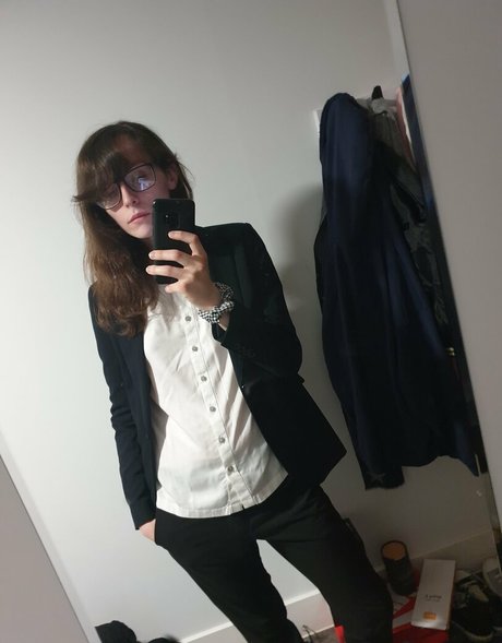 Beccasaur64 naked actress pic