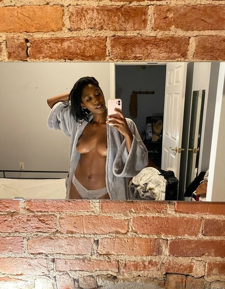 koraelle222 model adult archive