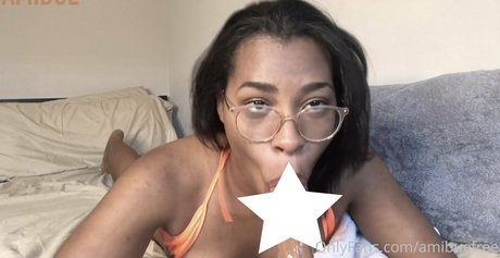 amibuefree nude pornstar img