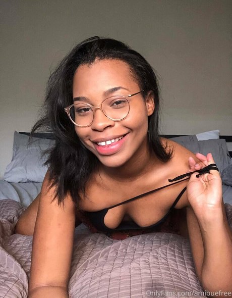 amibuefree sexy model galleries