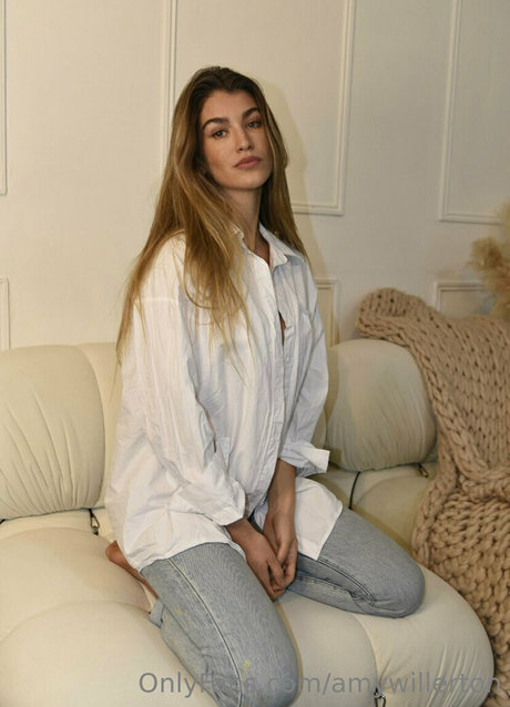 amywillerton erotic pornstar image