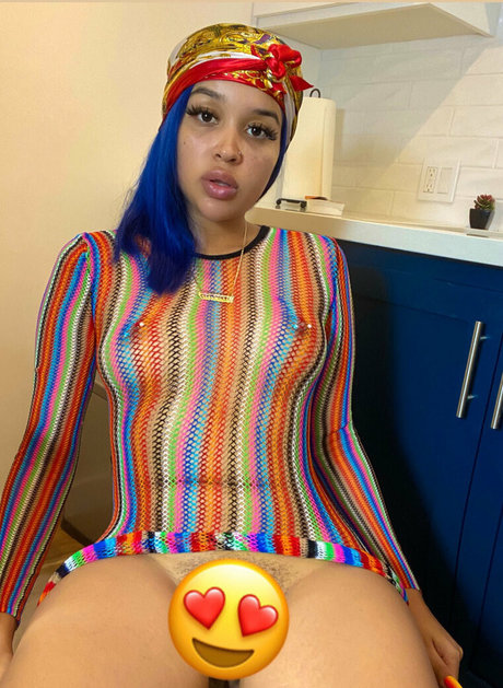 brownsugavip model erotic picture