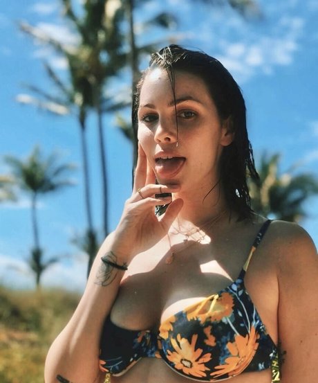 Rose Villain pretty star image