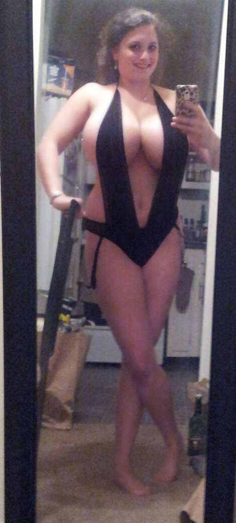 tiny tits onlyfans art naked pics