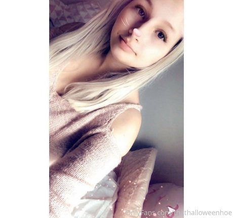 xoxbuttonsbabee best star picture