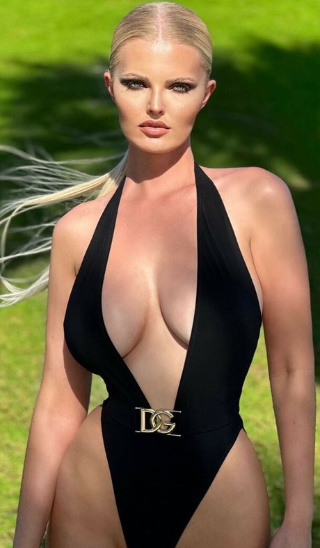 Zienna Sonne Williams xxx model gallery