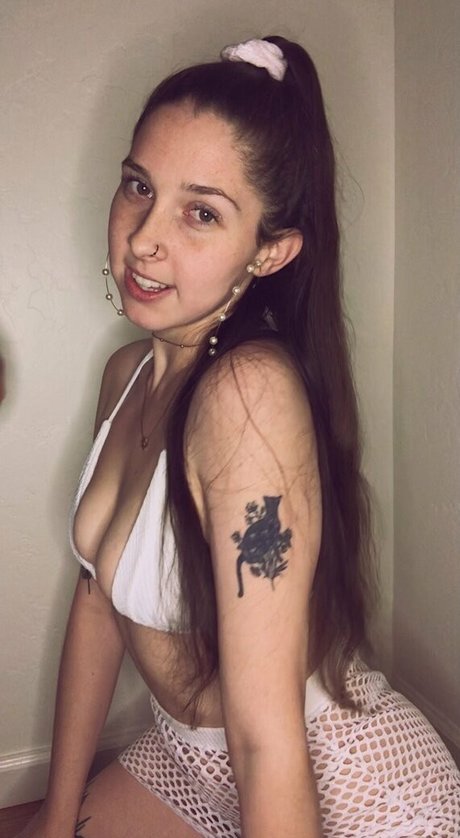 catsanddabsfree exclusive pornstar pics