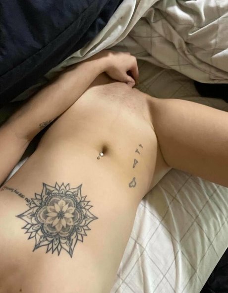 loloplayb model naked galleries