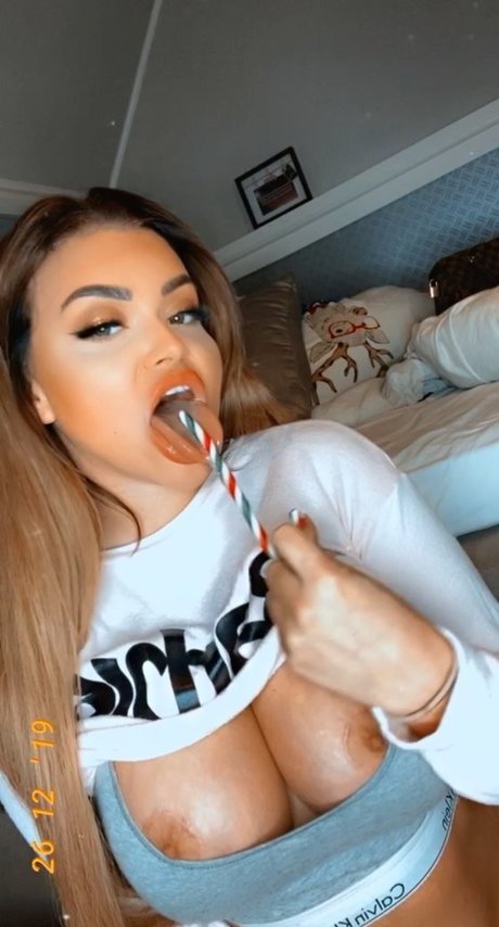 slut wife onlyfans free xxx images