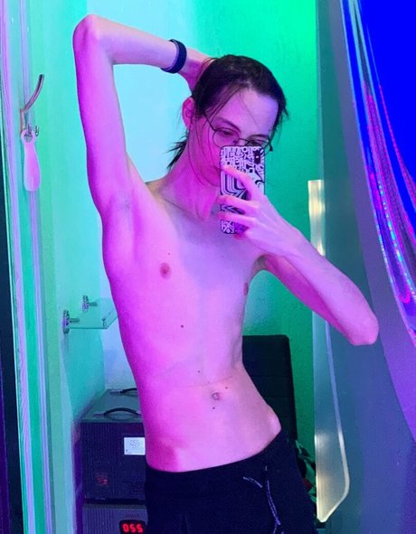 obsceneboy model nice picture