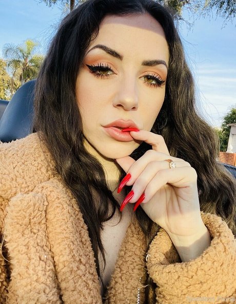 mamafiona1 top model gallery