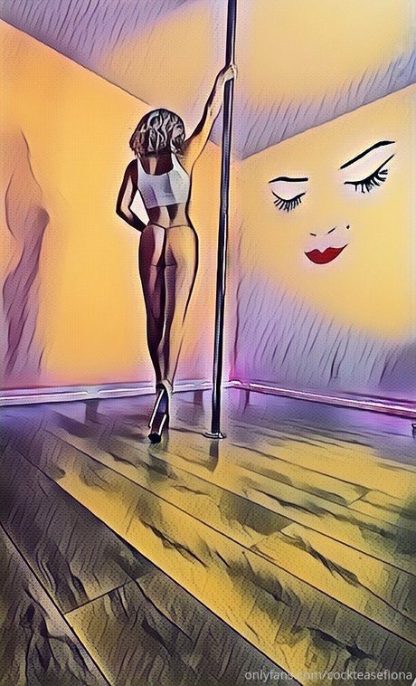 mamafiona1 erotic star photo