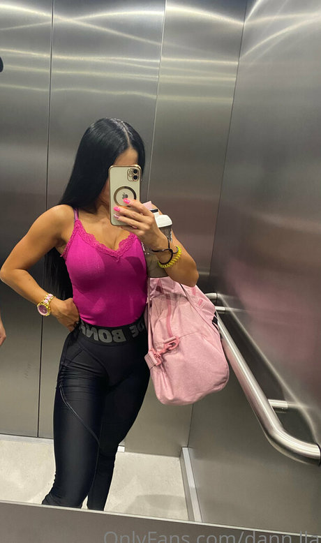 dann lla star nudes picture