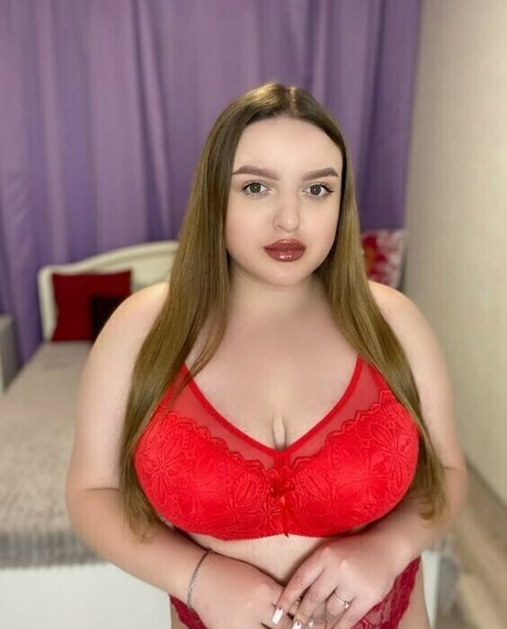 kimmyhaze model naked photos