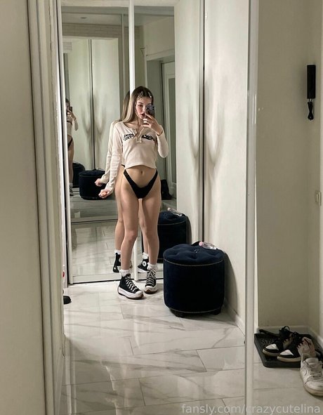 crazycutelina nude pornstar pics