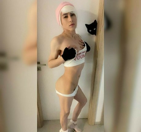 Viper Fierce model nude pics