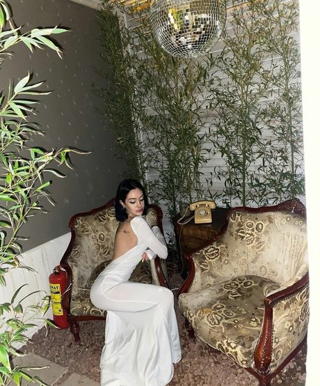 aysgencc nudes actress galleries