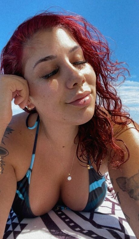 McKinleyRaynaa free actress galleries