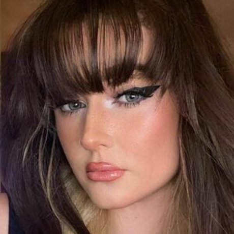 HeckSnekx pornstar pretty images