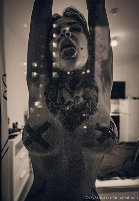 annabatman naked pornstar image
