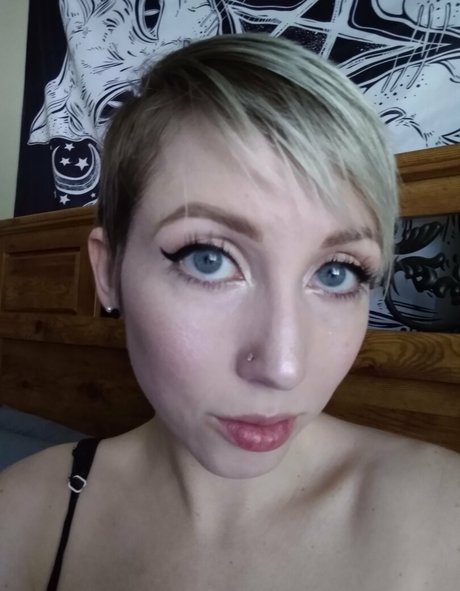 ikuyikuy model hd gallery