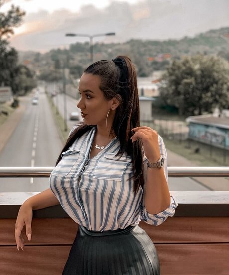 dutch onlyfans top image