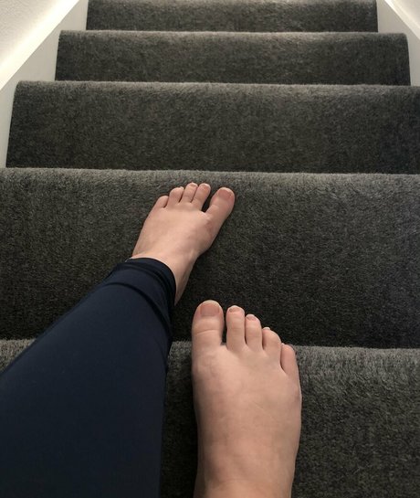 toesofmidna nice pornstar pictures