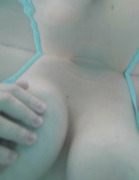 mordacia model porn photos