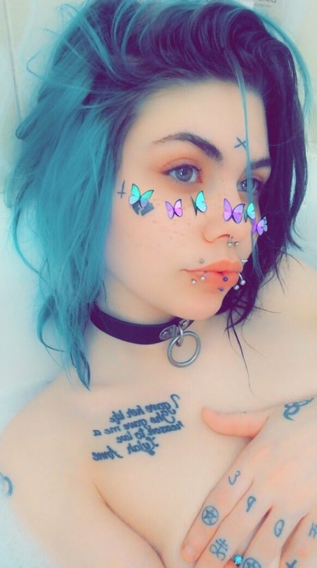 sadliittlestoner Profile pic