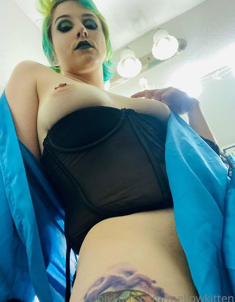 mellowkitten pornstar perfect pic