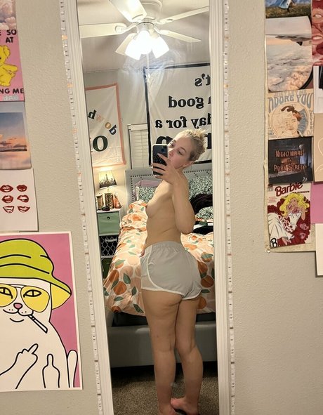 anna1001 star adult picture