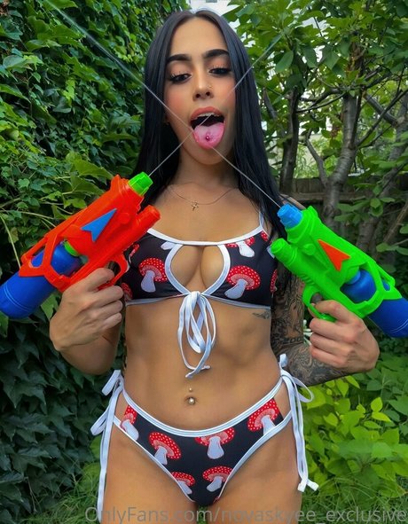novaskyee exclusive pornstar img