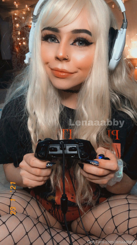 lenaaabbyy porn actress photos