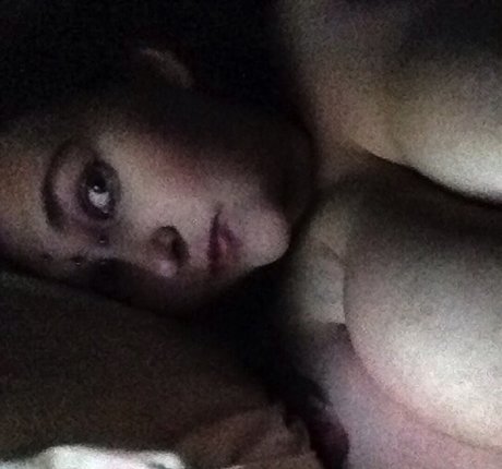 RainIsWet sexy actress gallery