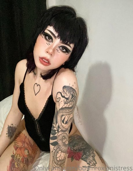 bdsmroxymistress actress pictures