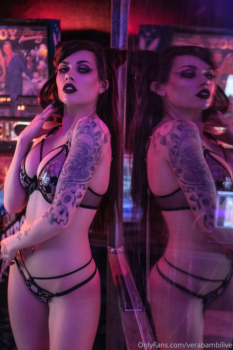 große titten gothic onlyfans kostenlose hd bild