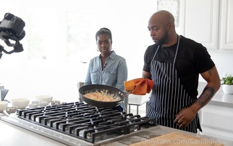 Camille W_ hd top fotos